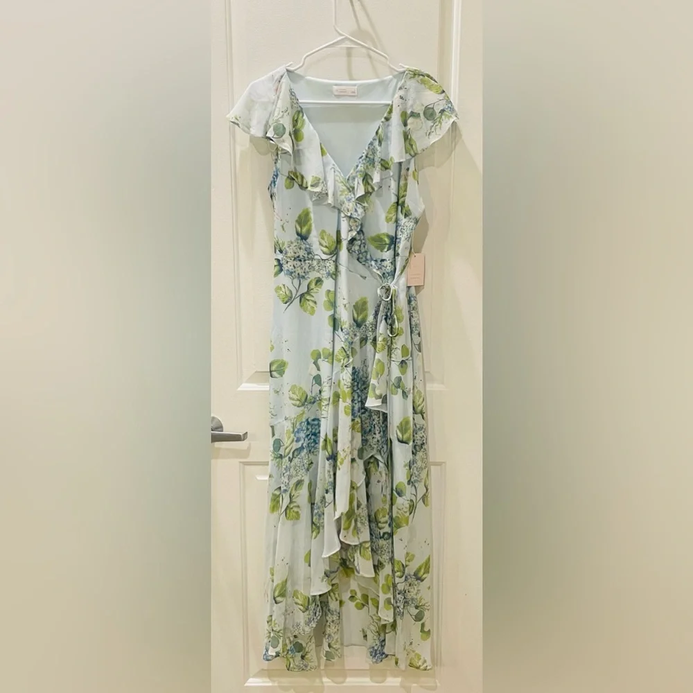 NEW…LC Lauren Conrad Floral Wrap Midi Dress - Picture 2 of 4